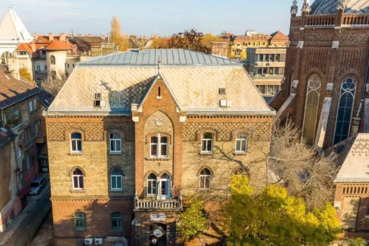 Dominik Panzio Bed and Breakfast Budapest Exteriör bild