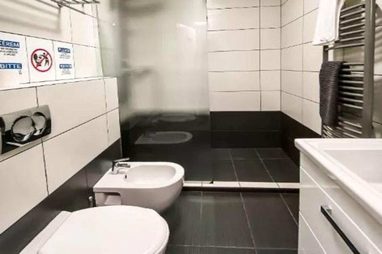 Dominik Panzio Bed and Breakfast Budapest Exteriör bild