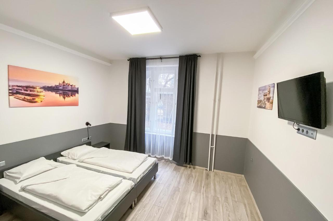 Dominik Panzio Bed and Breakfast Budapest Exteriör bild